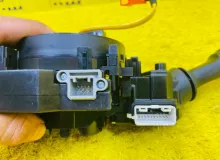 Шлейф-лента руля TOYOTA NOAH 2014/Цвет 070 8430812010 ZRR85W 3ZRFAE, передняя