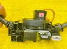 Шлейф-лента руля TOYOTA NOAH 2014/Цвет 070 8430812010 ZWR80G 2ZRFXE, передняя