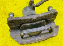 Суппорт TOYOTA LAND CRUISER 2000/Цвет 6Q7 4773060101 HDJ101K 1HDFTE, задний правый
