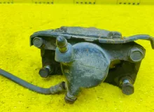 Суппорт TOYOTA LAND CRUISER 2000/Цвет 6Q7 4775060100 HDJ101K 1HDFTE, задний левый