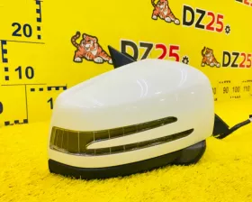 Уши Mercedes-Benz