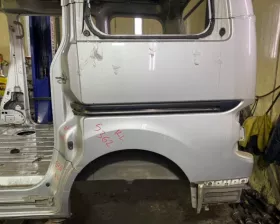 Крыло заднее NISSAN