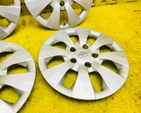 Колпаки на колеса R15 TOYOTA