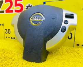 Подушка безопасности водителя Nissan