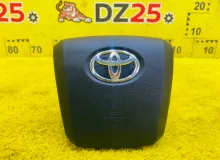 Подушка безопасности водителя TOYOTA PRIUS С ЗАРЯДОМ|2016 4513047231 ZVW55 2ZRFXE, передняя
