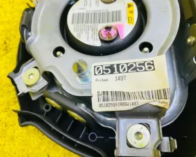 Подушка безопасности водителя General Motors
