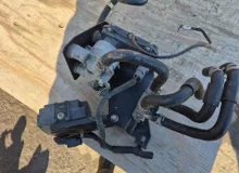 Помпа MITSUBISHI OUTLANDER 2015/Цвет X40A 9430A009 GG2W 4B11, передняя