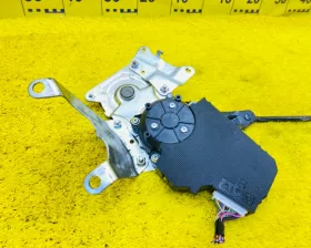 Доводчик двери пятой MITSUBISHI