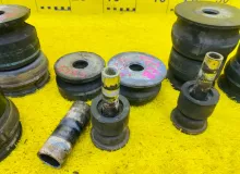 Подушка кузова TOYOTA SEQUOIA 2008/Цвет 040 522010C020 USK60L 3URFE