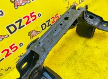 Балка под двс TOYOTA HIACE/REGIUS ACE 2008/Цвет 1E7 5102126090 KDH206V 1KDFTV, передняя