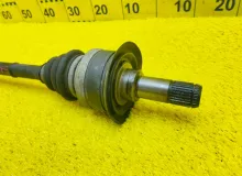 Привод BMW 3-SERIES 2013/Цвет B39 33208680347 F30 N47D20C, задний левый
