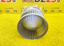 Мотор печки NISSAN SERENA 2016/Цвет QAB 272253GR1A GFNC27 MR20DD, передний