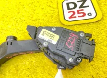 Педаль подачи топлива AUDI Q7 2007 7L0723507E 4LBHKS BHK, передняя