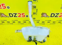 Бачок стеклоомывателя TOYOTA TUNDRA 1999/Цвет 056 853150C010 UCK40L/UCK41L/UCK30L/UCK31L/VCK40L/VCK30L/GSK30L 2UZFE, передний