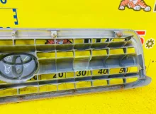 Решетка радиатора TOYOTA TUNDRA 1999/Цвет 056 531000C020 UCK40L/UCK41L/UCK30L/UCK31L/VCK40L/VCK30L/GSK30L 2UZFE, передняя