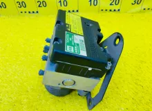 Блок abs TOYOTA TUNDRA 1999/Цвет 056 8954134020 UCK40L/UCK41L/UCK30L/UCK31L/VCK40L/VCK30L/GSK30L 2UZFE, передний