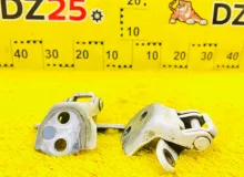 Петля дверная TOYOTA TUNDRA 1999/Цвет 056 687600C010 UCK40L/UCK41L/UCK30L/UCK31L/VCK40L/VCK30L/GSK30L 2UZFE, задняя левая