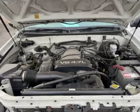 Петля дверная Toyota