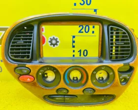 Консоль магнитофона Toyota