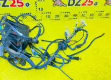 Коса под капот TOYOTA TUNDRA 1999/Цвет 056 821110C030 UCK40L/UCK41L/UCK30L/UCK31L/VCK40L/VCK30L/GSK30L 2UZFE, передняя