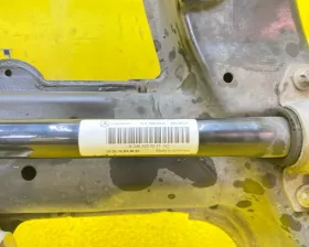 Балка под двс Mercedes-Benz
