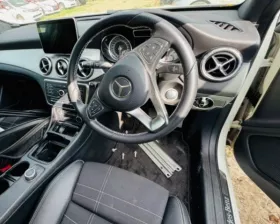 Петля дверная Mercedes-Benz
