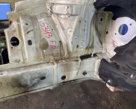 Лонжерон Mercedes-Benz