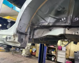 Крыло заднее Mercedes-Benz