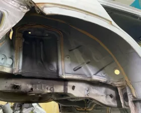Крыло заднее Mercedes-Benz