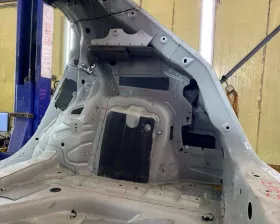 Крыло заднее Mercedes-Benz