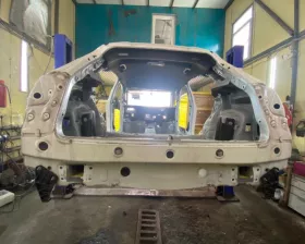 Тазик железный Mercedes-Benz