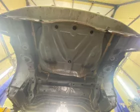 Тазик железный Mercedes-Benz