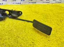 Педаль подачи топлива TOYOTA LAND CRUISER 2005/Цвет 202 7801060080 UZJ100W 2UZFE, передняя