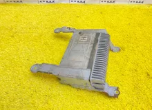 Усилитель магнитофона TOYOTA LAND CRUISER 2005/Цвет 202 8628060371 UZJ100W 2UZFE, передний