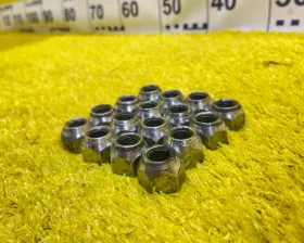 Гайка на колесо TOYOTA
