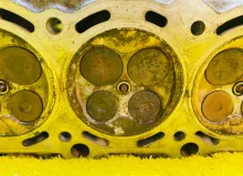 Головка блока цилиндров TOYOTA LAND CRUISER 2005/Цвет 202 1110159235 UZJ100W 2UZFE, передняя правая