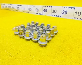 Гайка на колесо TOYOTA