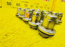 Гайка на колесо TOYOTA LAND CRUISER 2003/Цвет 070 9094201103 UZJ100W 2UZFE