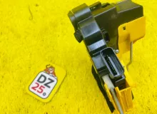 Замок двери HYUNDAI IX35 2021/Цвет PWT 81420S6000 NU G4LD, задний правый