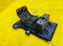 Крепление аккумулятора HYUNDAI IX35 2021/Цвет PWT 37150S6100 NU G4LD, переднее