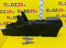 Бардачок между сиденьями HYUNDAI IX35 2021/Цвет PWT 93300S6AA0 NU G4LD, передний