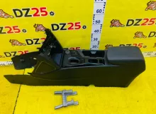 Бардачок между сиденьями HYUNDAI IX35 2021/Цвет PWT 93300S6AA0 NU G4LD, передний