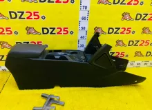 Бардачок между сиденьями HYUNDAI IX35 2021/Цвет PWT 93300S6AA0 NU G4LD, передний