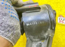 Подушка коробки передач HYUNDAI IX35 2021/Цвет PWT 21824Q3000 NU G4LD, передняя левая