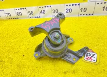 Подушка двигателя HYUNDAI IX35 2021/Цвет PWT 21810S6500 NU G4LD, передняя правая