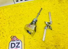 Замок двери HYUNDAI IX35 2021/Цвет PWT NU G4LD, передний левый