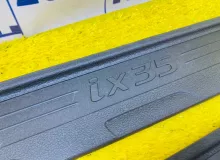 Накладка на порог HYUNDAI IX35 2021/Цвет PWT 85873S6000 NU G4LD