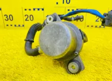 Насос вакуумный SUBARU LEVORG/IMPREZA WRX//IMPREZA WRX STI 2014/Цвет KX1 26110FJ000 VM4/VMG/VAB/VAF/VAG/VA FB16E, передний Насос вакуумный SUBARU LEVORG/IMPREZA WRX//IMPREZA WRX STI 2014/Цвет KX1 26110FJ000 VM4/VMG/VAB/VAF/VAG/VA FB16E, передний