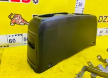 Бардачок между сиденьями KIA RAY 2022/Цвет UD 84695A3100 TAM G3LA, передний