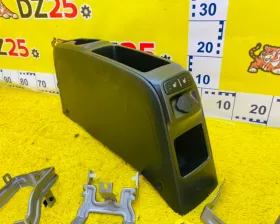 Бардачок между сиденьями Hyundai / KIA